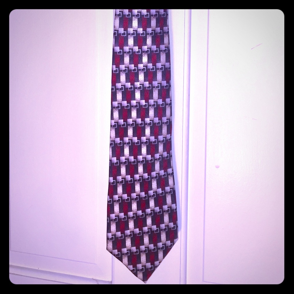 Pierre Cardin classic necktie -100% silk 3/$40
